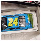 Action 1:32 Looney Tunes Jeff Gordon #24