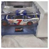 Team Caliber Die Cast 1:24 Michael Waltrip