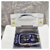 Team Caliber Die Cast 1:24 Michael Waltrip