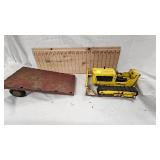 Classic Tonka Bulldozier and Trailer