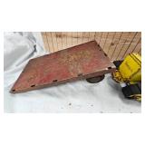 Classic Tonka Bulldozier and Trailer