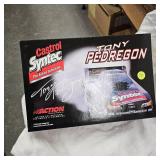 Action NHRA 1:24 Castrol Syntec Tory Pedregon