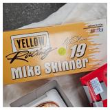 Action 1/24 Yellow Racing Mike Skinner #19