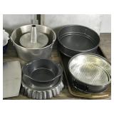 Metal Pizza Peel with Folding Handle - Muffin Pans - Bundt Pan - Pizza Pans - Dessert Pan - Baki g Pans & More