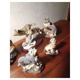 Set of wolf figurines