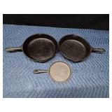 3 Cast iron pans (1 Wagoner)