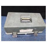 Flambeau tackle box with 9 tackle box containers inside