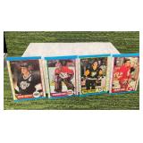 1989-90 O-Pee-Chee Hockey Complete Set (#1-330) Joe Sakic Rookie