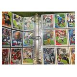 2010 Topps NFL Complete Set in Binder (#1-440)