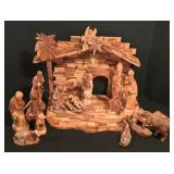 LL-CL - Hand-Carved Olive Wood Nativity Set with Disassemblable Stable and Figures