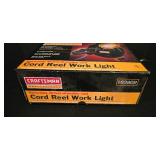 G - Craftsman Professional Retractable 30-Foot Cord Reel Work Light Model 983909