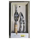 G - Collection of Garden Tools and Pruning Shears Including Fiskars and Threshold