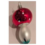 LL-FR - Vintage Glass Mushroom Christmas Ornaments Assortment