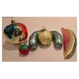 LL-FR - Set of 6 Vintage Glass Fruit and Vegetable Ornaments