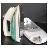 G - Panasonic NI-A66SR Iron with Case