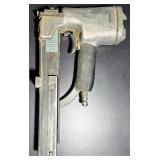 G - Industrial Pneumatic Staple Gun with Rubber Grip