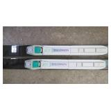 G - Trak Spectrum Cross Country Skis with Salomon Bindings, Poles, and Exel 80" Case