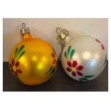 S - Collection of Bright and Beautiful Christmas Ornaments