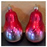 FR - Pair of Russian Doll Glass Ornaments