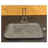 LR - Le Creuset Cast Iron Skillet Grill with Folding Handle