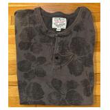 BS - Collection of 8 Assorted Large T-Shirts by Nike, Under Armour, Levi