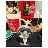 TR - Vintage and Contemporary Christmas Decor Collection with Santa Figures and Tree
