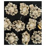 TR - Set of 16 Vintage Style 3-Inch Silver Christmas Ornaments