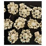 TR - Set of 16 Vintage Style 3-Inch Silver Christmas Ornaments