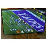 84" Philips BDL8470QU 4K Ultra HD (UHD) U-Line Commercial Display with Remote Control and HDMI Cable