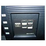 55" Samsung QM55R Ultra HD (UHD) 4K Digital Signage / Monitor - NEW IN BOX