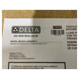 Delta Essa Matte Black Kitchen Faucet with Pull Down Sprayer, Modern Single Hole Kitchen Sink Faucet, Single Handle, Matte Black 9113-BL-DST