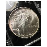 1986 AMERICAN SILVER EAGLE 1 TROY OZ .999 FINE SILVER IN CASE
