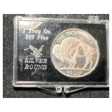 1 TROY OZ .999 FINE SILVER BUFFALO INDIAN ROUND IN CASE