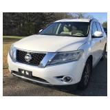 2015 Nissan Pathfinder SV