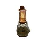 Vintage Donald Duck Wristwatch with Leather Band