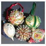 LL-S - Large Collection of Vintage Christmas Ornaments and Decorations