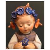 LL-S - Goebel Hummel Figurine The Botanist #351