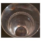 LL-S - Set of 8 Vinage Fostoria Seneca Laurel Wreath Etched Crystal Glasses