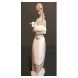 LL-S - Lladro Porcelain Figurine Girl with Lamb