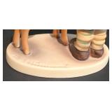 LL-S - Goebel Hummel Figurine Friends 136/1 W Germany