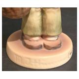 LL-S - Hummel Easter Greetings 1971 Figurine #378