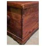 LL-S - Compact Cedar Chest with Brass Hinges