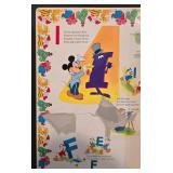 LL-S - Walt Disney Giant ABC Book Oversized Starlight Editions
