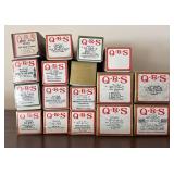 LL  - Vintage Lakeside Player Piano with Bench and QRS Music Rolls