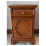 MB - Lexington Mansion Collection Tiger Oak Cabinet