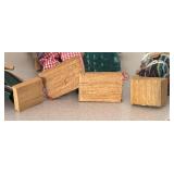 LL  - Set of 4 Handcrafted Guatemalan Ethnic Dolls on Wood Bases