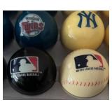 LL  - Minnesota Twins and New York Yankees MLB Collector