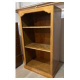 TR -Vintage Wooden Bookshelf