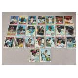 MB - Vintage Baseball Card Collection Featuring Stars from the 1970s and 1980s