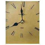 P - Vintage Howard Miller 8-Inch Brass Arch Quartz Mantel Clock